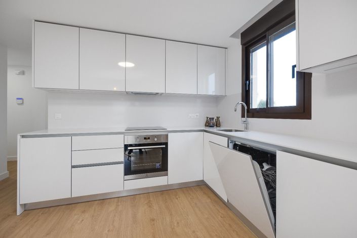 Image No.6-2 Bed Apartment for sale