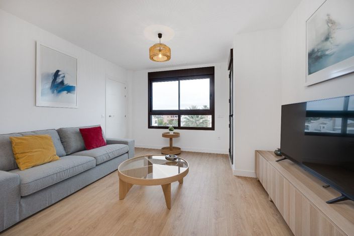 Image No.8-2 Bed Apartment for sale