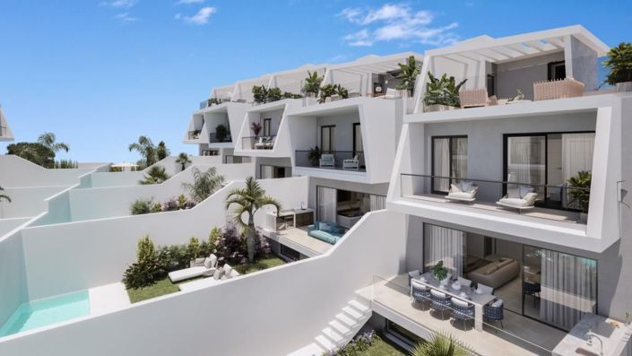 Image No.3-3 Bed Townhouse for sale