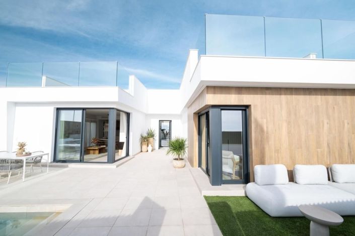 Image No.3-3 Bed Villa for sale