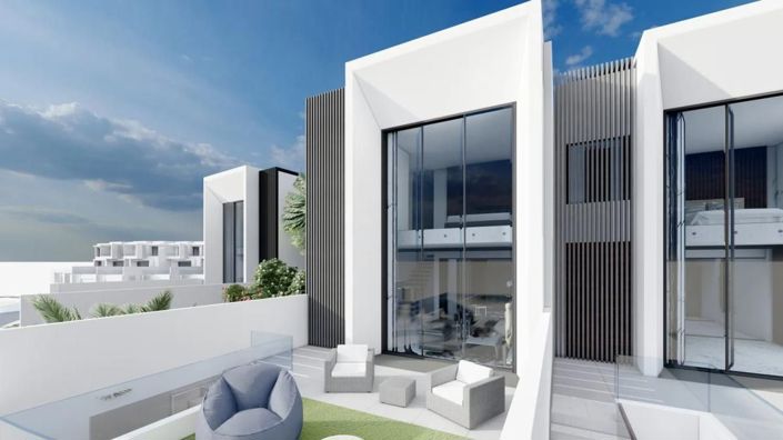 Image No.17-3 Bed Townhouse for sale