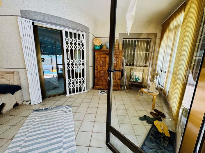 Image No.12-Villa de 2 chambres à vendre à Torrevieja