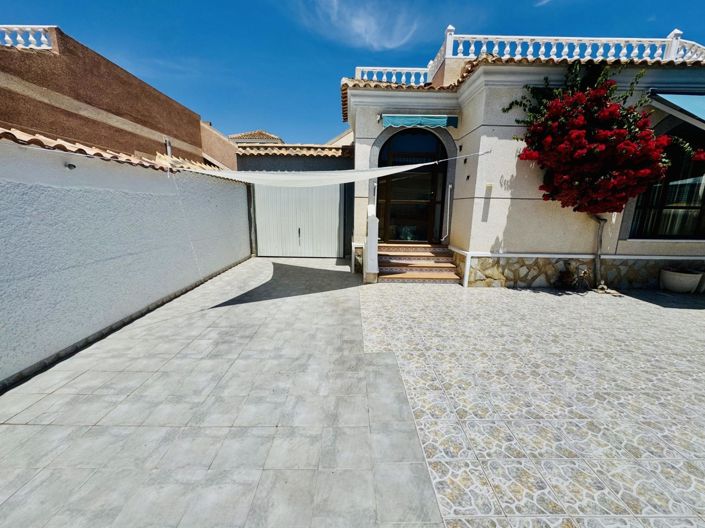 Image No.4-Villa de 2 chambres à vendre à Torrevieja