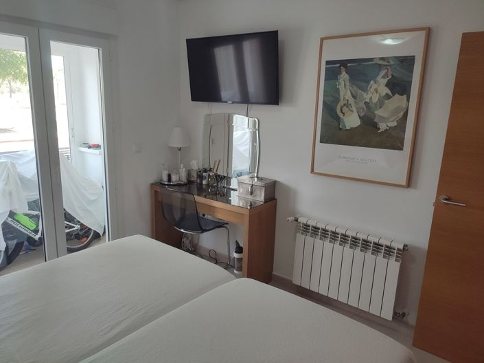 Image No.17-2 Bed Apartment for sale