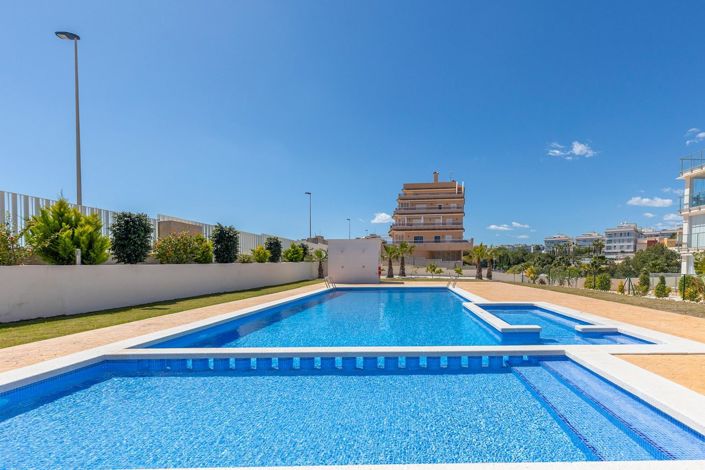 Image No.31-2 Bed Apartment for sale