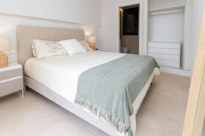 Image No.5-3 Bed Apartment for sale