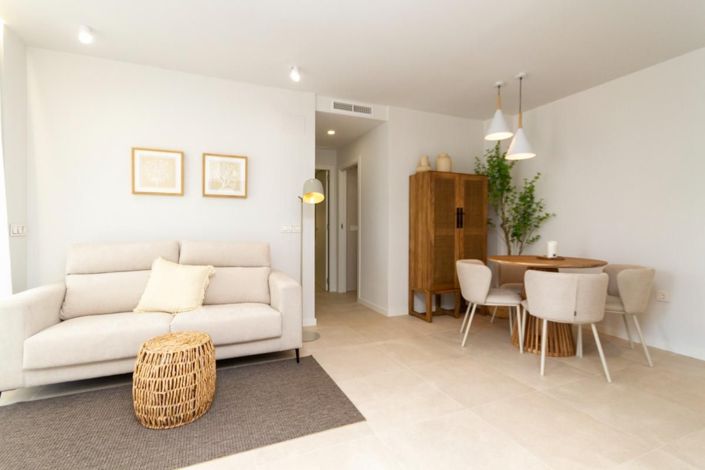 Image No.9-3 Bed Apartment for sale