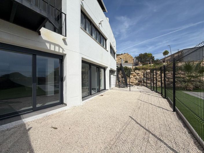 Image No.2-2 Bed Duplex for sale