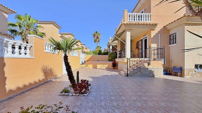 Image No.8-Villa de 4 chambres à vendre à Orihuela