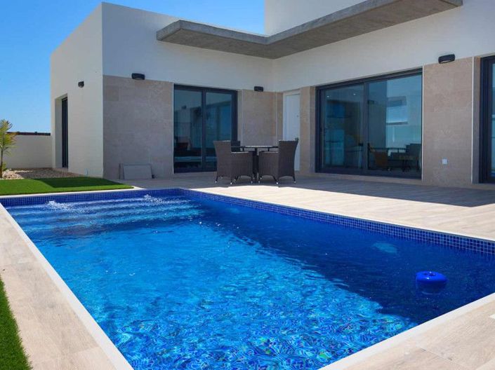 Image No.2-3 Bed Villa for sale