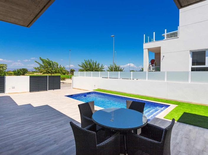 Image No.6-3 Bed Villa for sale