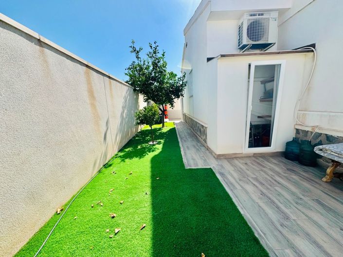Image No.37-4 Bed Villa for sale
