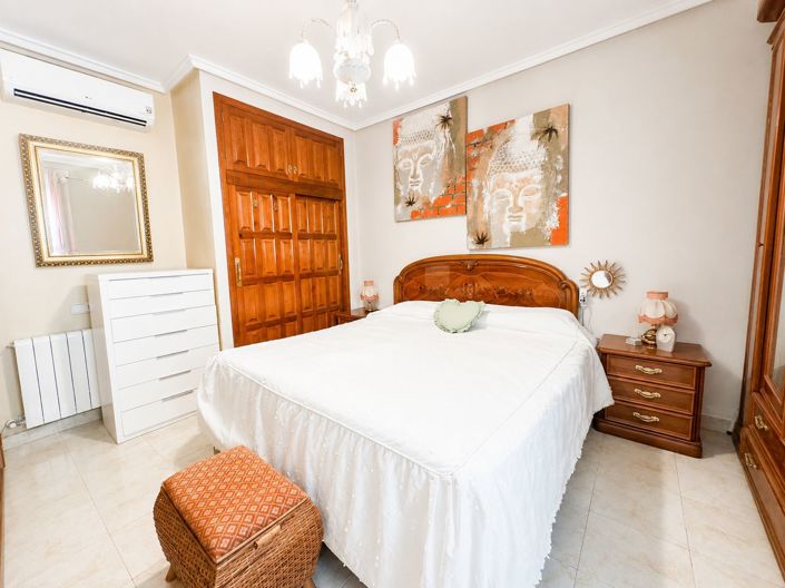 Image No.19-4 Bed Villa for sale