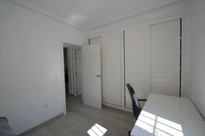 Image No.19-4 Bed Villa for sale