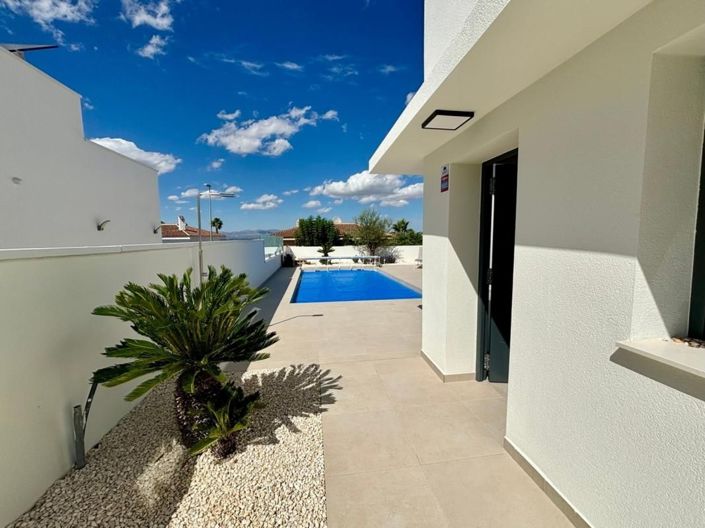 Image No.13-3 Bed Villa for sale