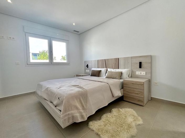 Image No.7-3 Bed Villa for sale