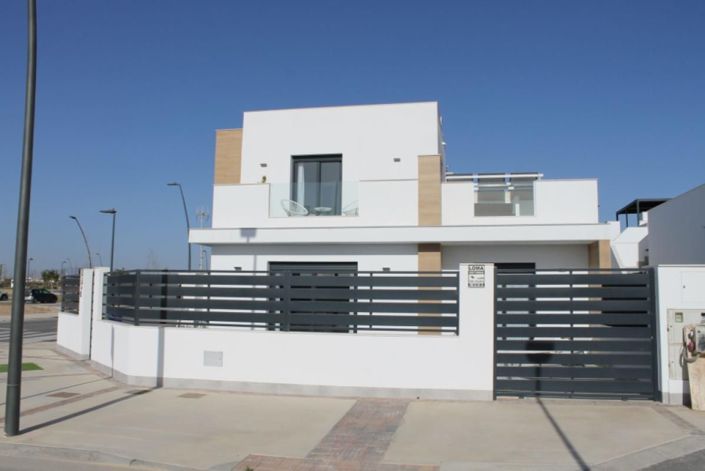 Image No.2-2 Bed Villa for sale