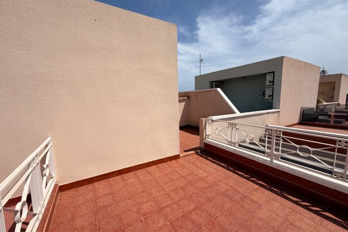 Image No.35-3 Bed Townhouse for sale