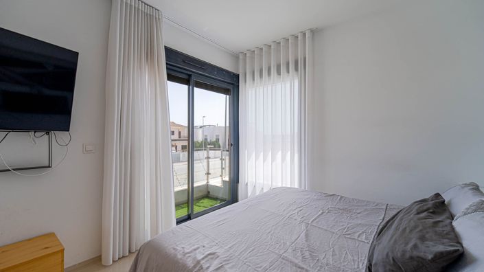Image No.28-4 Bed Villa for sale