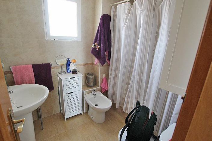 Image No.23-3 Bed Apartment for sale
