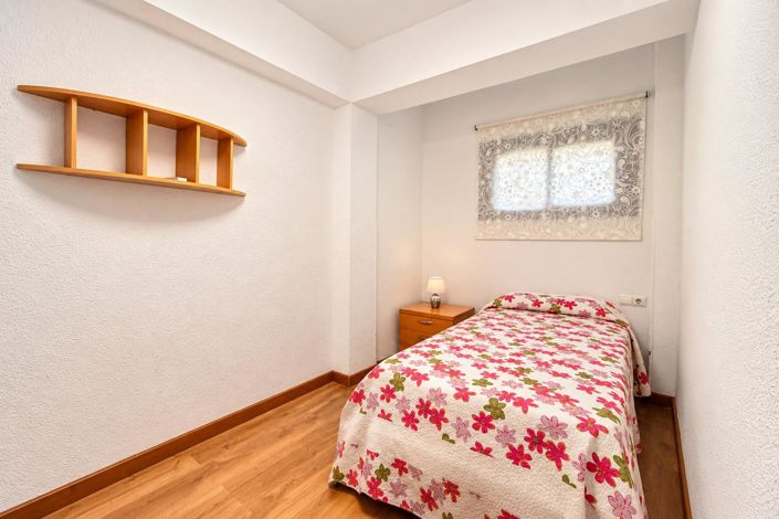 Image No.18-2 Bed Apartment for sale