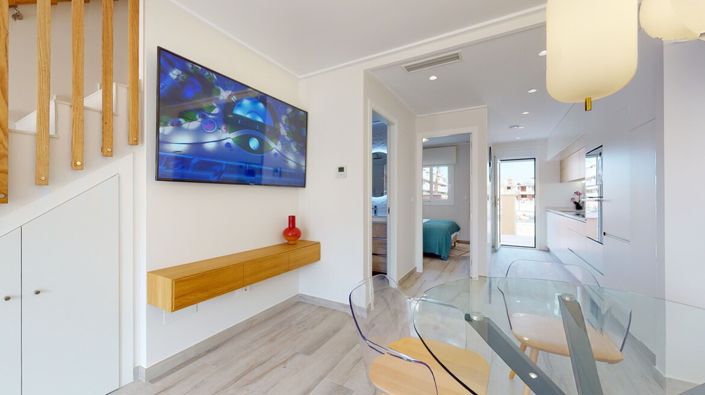Image No.7-3 Bed Townhouse for sale