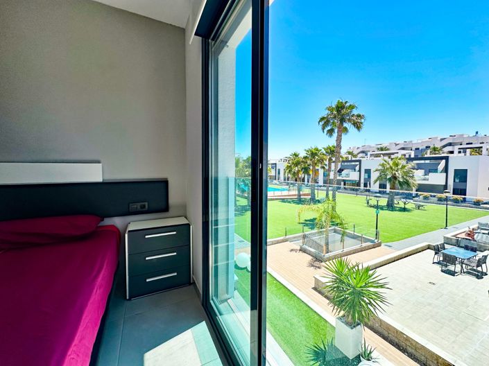 Image No.19-2 Bed Apartment for sale
