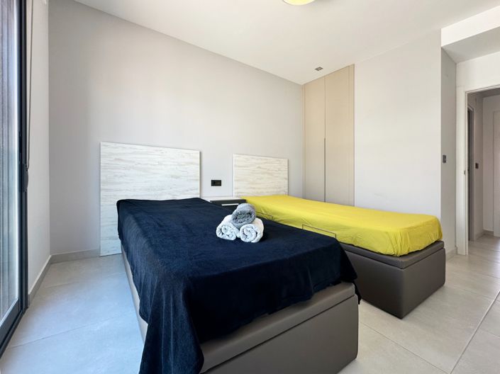 Image No.26-2 Bed Apartment for sale