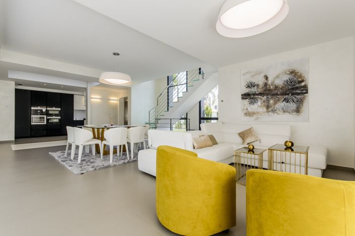 Image No.4-6 Bed Villa for sale