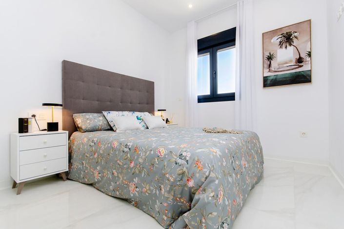 Image No.7-3 Bed Villa for sale