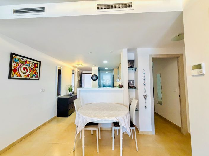 Image No.20-2 Bed Property for sale