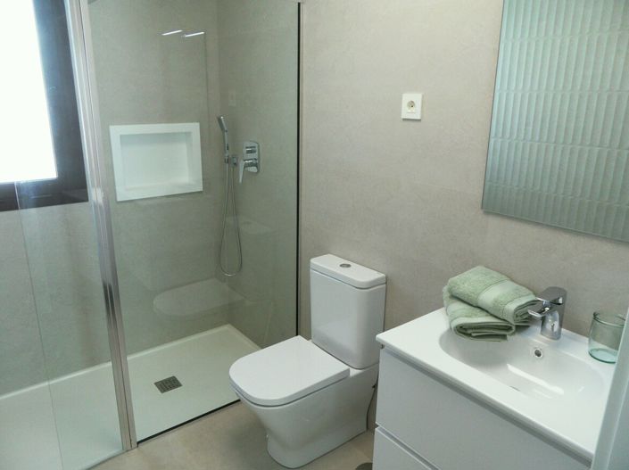 Image No.23-4 Bed Townhouse for sale