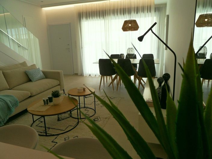 Image No.37-4 Bed Townhouse for sale