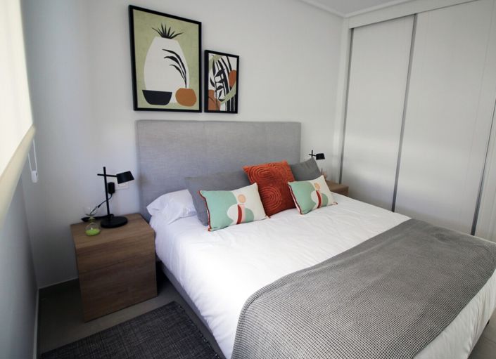 Image No.44-4 Bed Townhouse for sale