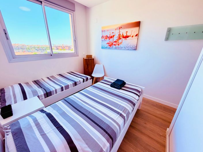 Image No.18-2 Bed Property for sale