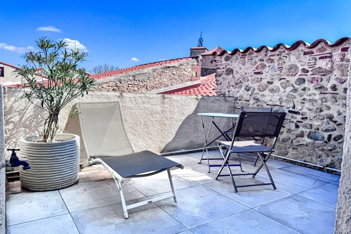 Image No.19-3 Bed House for sale