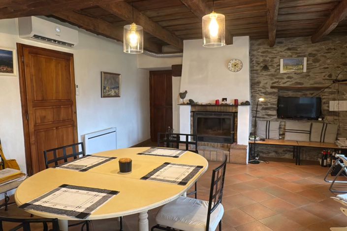 Image No.11-4 Bed House for sale