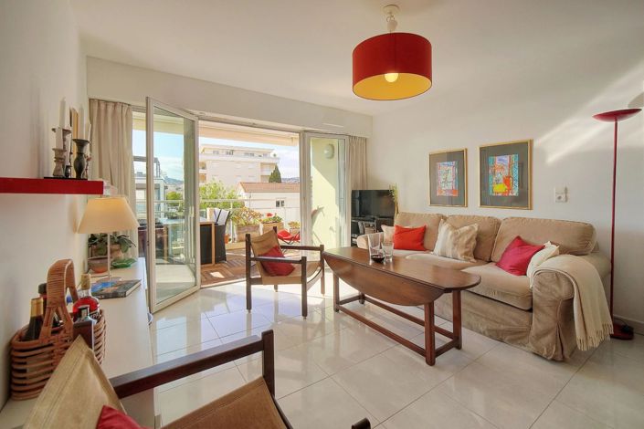 Image No.11-1 Bed Apartment for sale