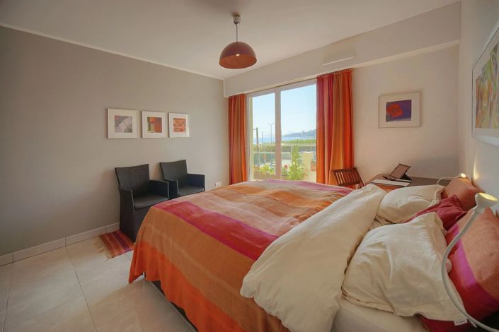 Image No.20-1 Bed Apartment for sale
