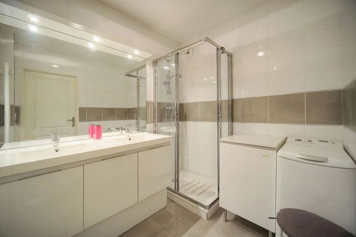 Image No.21-1 Bed Apartment for sale