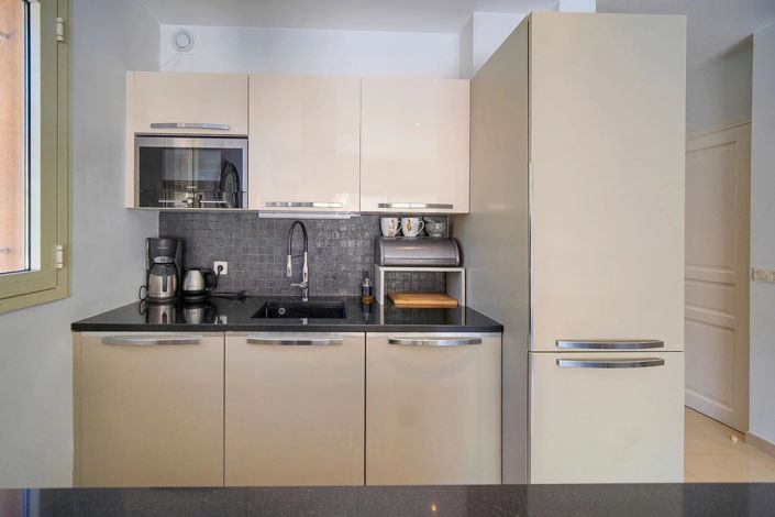 Image No.19-2 Bed Apartment for sale