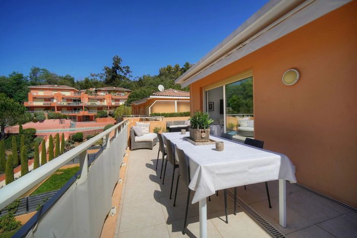 Image No.8-2 Bed Apartment for sale