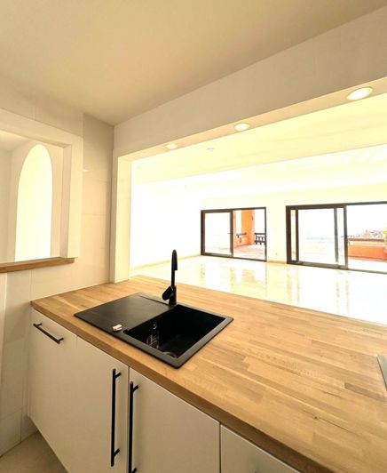 Image No.9-3 Bed Property for sale