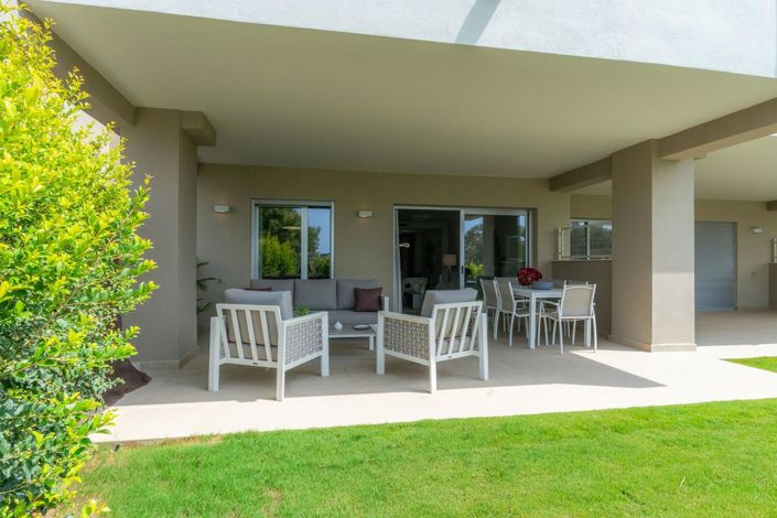 Image No.2-Propriété de 2 chambres à vendre à Estepona