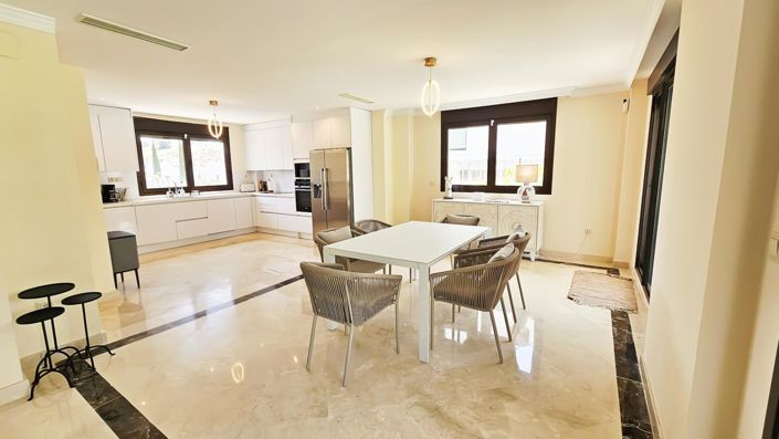 Image No.19-Propriété de 3 chambres à vendre à Estepona