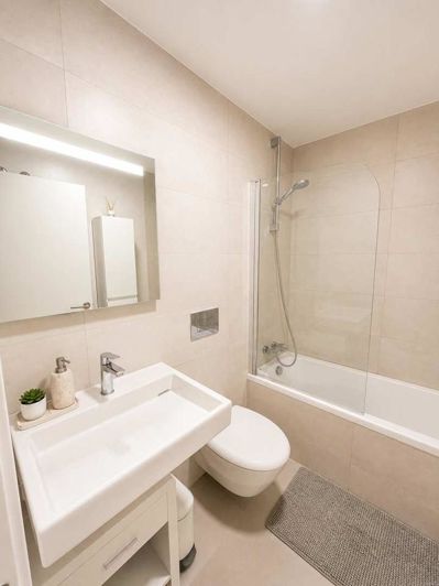 Image No.26-3 Bed Property for sale