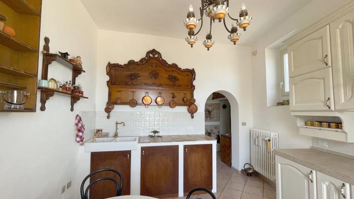 Image No.15-4 Bed Townhouse for sale