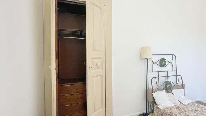 Image No.21-4 Bed Townhouse for sale