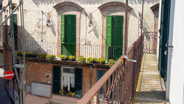 Image No.34-4 Bed Townhouse for sale