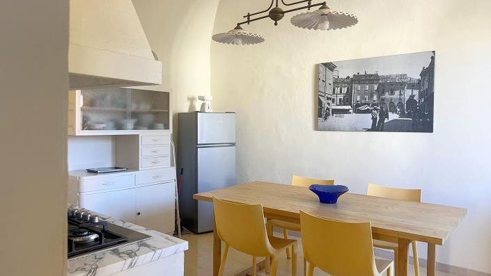 Image No.27-3 Bed Townhouse for sale
